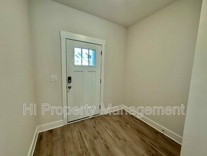 247 Tippin Trl in Travelers Rest, SC - Building Photo - Building Photo