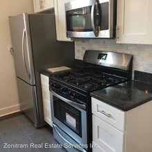 4012 W Armitage Ave in Chicago, IL - Building Photo - Building Photo