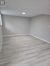 87 Wellington St E in Brampton, ON - Building Photo - Building Photo