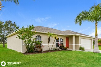 3256 NW 16th Terrace in Cape Coral, FL - Building Photo - Building Photo