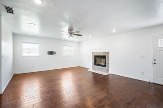 3818 W Iowa Ave in Tampa, FL - Building Photo - Building Photo
