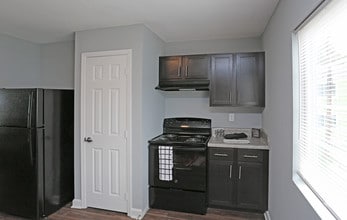 Patriot Derby (FKA Vesta Derby Oaks) in Louisville, KY - Foto de edificio - Interior Photo