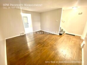 3517 Bailey St NW in Massillon, OH - Building Photo - Building Photo