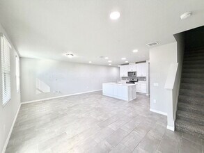 2586 Sweet Viburnum Wy in Ocoee, FL - Building Photo - Building Photo