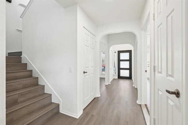 2403 Andrea Woods Cove in Austin, TX - Building Photo - Building Photo