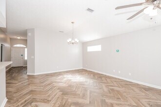 1148 Brookwood Bluff Rd E in Jacksonville, FL - Building Photo - Building Photo