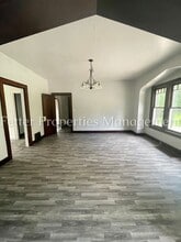 3608 Stringtown Rd in Evansville, IN - Building Photo - Building Photo