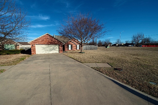 property at 1242 N Shannon Way