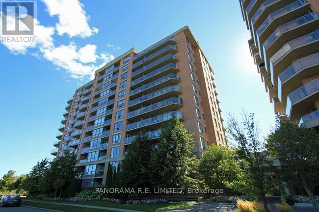 property at 1140-1140 Parkwest Pl
