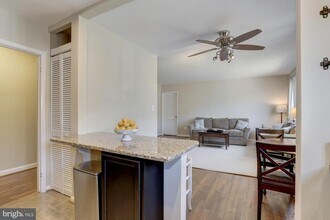 10501 Montrose Ave in Bethesda, MD - Building Photo - Building Photo