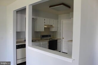 211 Mews Dr in Sellersville, PA - Building Photo - Building Photo