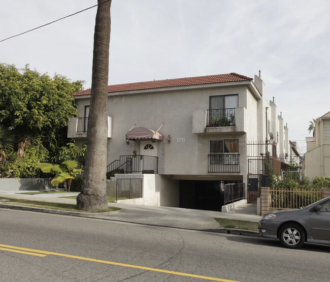 178 S Commonwealth Ave in Los Angeles, CA - Building Photo - Building Photo