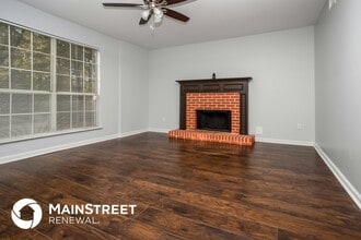 110 Crystal Green Ct in Atlanta, GA - Building Photo - Building Photo