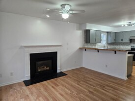 1910 Bromwich Rd in Charlotte, NC - Building Photo