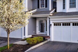 Brookview at Franklin in Franklin, MA - Building Photo - Building Photo