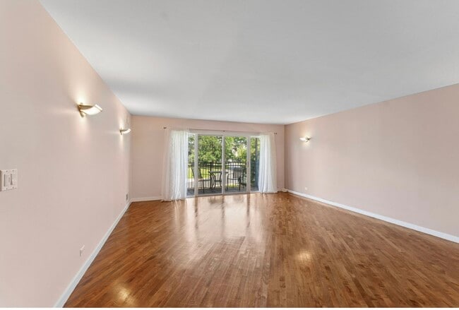 5400 Carriageway Dr in Rolling Meadows, IL - Foto de edificio - Building Photo