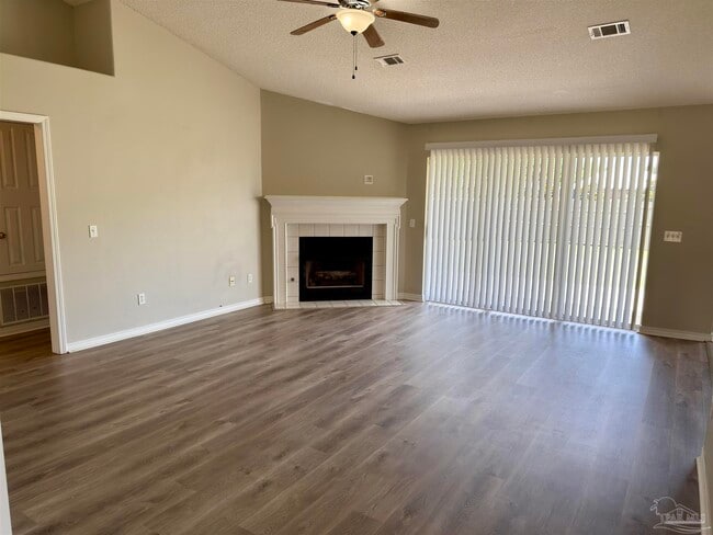 4033 Maltese Way in Pensacola, FL - Building Photo - Building Photo