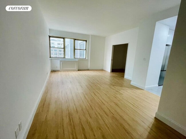property at 200 E 58th St