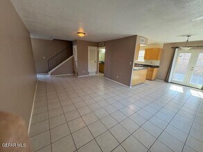 10762 Vista Del Sol Dr in El Paso, TX - Building Photo - Building Photo
