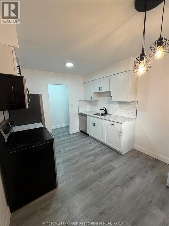 3150 Peter St in Windsor, ON - Building Photo - Building Photo