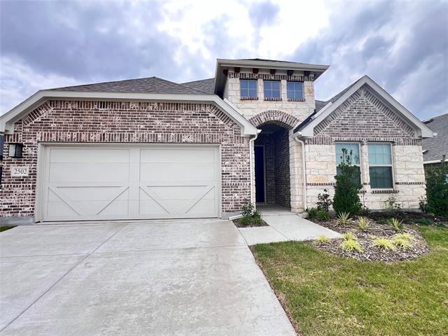 property at 2502 Ridgecrest Ln