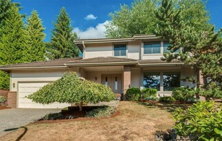 5920 134th Pl SE in Bellevue, WA - Building Photo