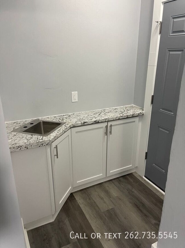 2007 Washington Ave in Racine, WI - Building Photo - Building Photo