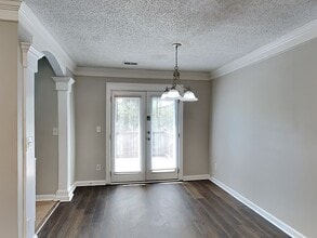 5595 Fairington Pl in Stonecrest, GA - Building Photo - Building Photo