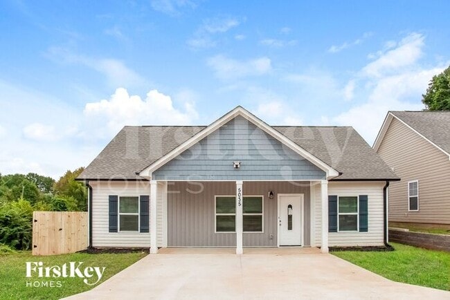 property at 5035 Tuckaseegee Rd