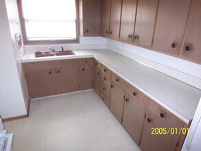 923 Garfield Ave in Ames, IA - Building Photo - Building Photo