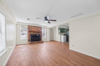 1139 Russwood Rd in Memphis, TN - Building Photo - Building Photo