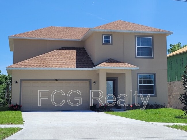 property at 307 S 1st St