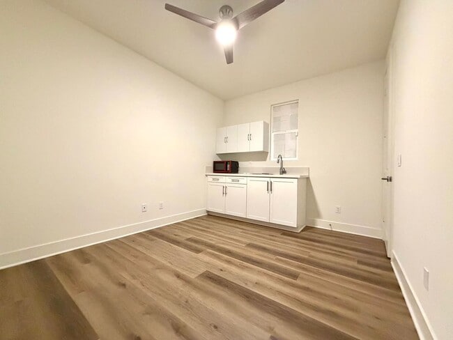 property at 2387 Calle Grandon