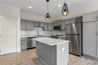 5712 Main St in Williamsville, NY - Building Photo - Building Photo