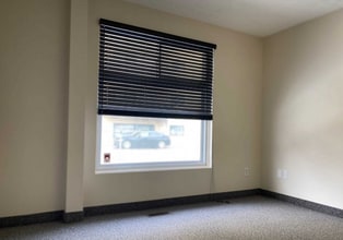 1641 Victoria Park Av, Unit 4-1641 Victoria Park Ave. in Toronto, ON - Building Photo - Building Photo