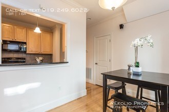 400 W Rosemary St-Unit -Suite 302 in Chapel Hill, NC - Building Photo - Building Photo