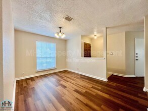 1627 Firwick Dr in San Antonio, TX - Building Photo - Building Photo