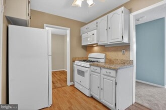 7600 Lisle Ave in Falls Church, VA - Building Photo - Building Photo