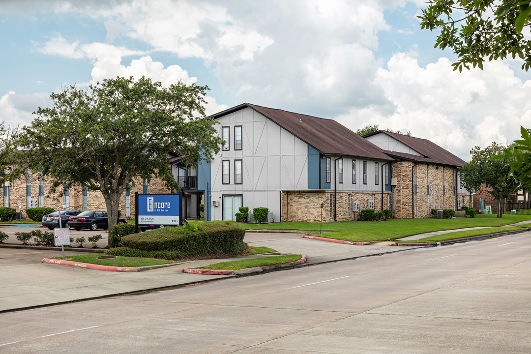 Encore At 9th Avenue in Port Arthur, TX - Building Photo