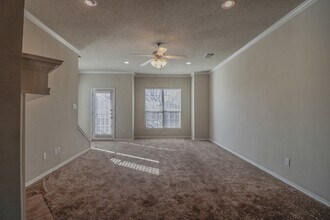 2119 Main St in Lubbock, TX - Building Photo - Building Photo