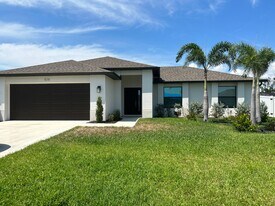 519 SW 29th St in Cape Coral, FL - Building Photo