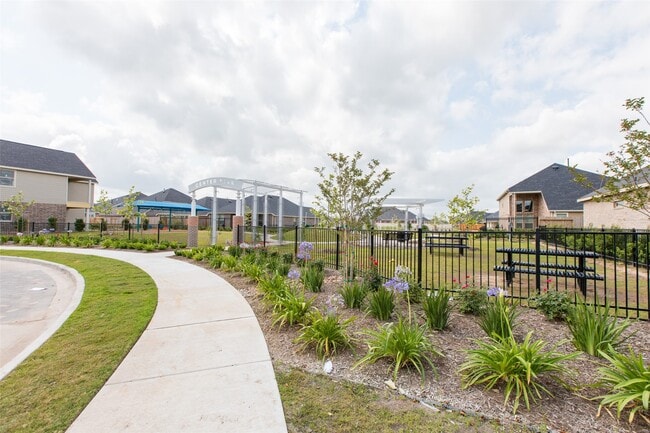 12111 Parade Park Pl