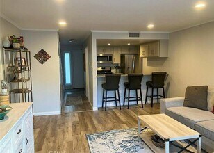 315 W Alameda Ave in Burbank, CA - Building Photo - Building Photo