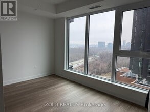 5 Quarrington Ln in Toronto, ON - Building Photo - Building Photo