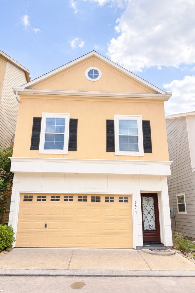 property at 3411 Clearview Cir