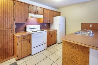 2743 Kragspough Ct in Holland, MI - Building Photo - Building Photo