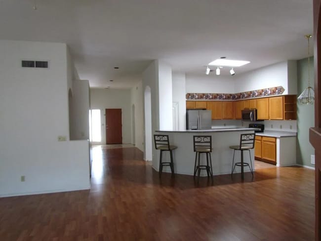 742 N Ave Valiente in Tucson, AZ - Building Photo - Building Photo