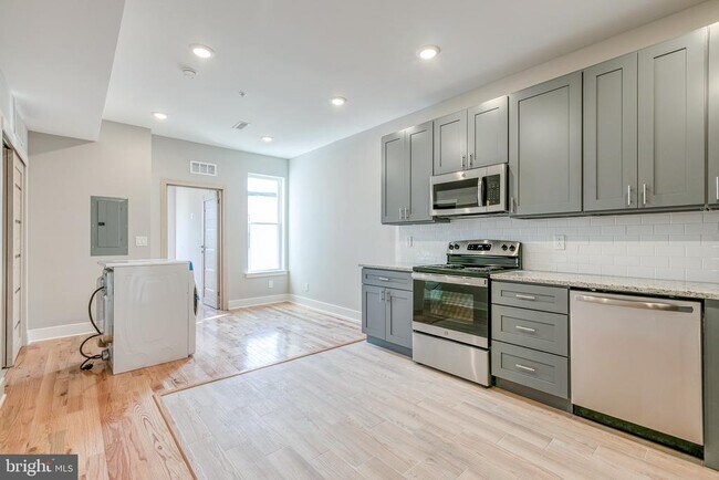 2808 Cecil B. Moore Ave