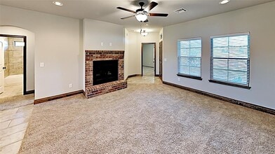 1812 W Blake Way in Mustang, OK - Building Photo - Building Photo