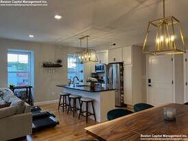 14 Williams St, Unit 4 in Chelsea, MA - Building Photo